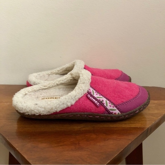 Kids Sorel slippers - Picture 3 of 6